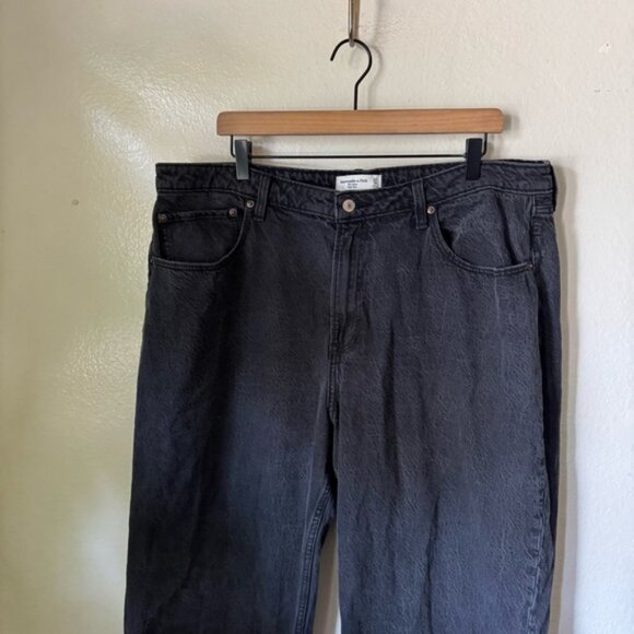 Abercrombie | Long Curve Love The Loose High Rise Jeans - Picture 3 of 7